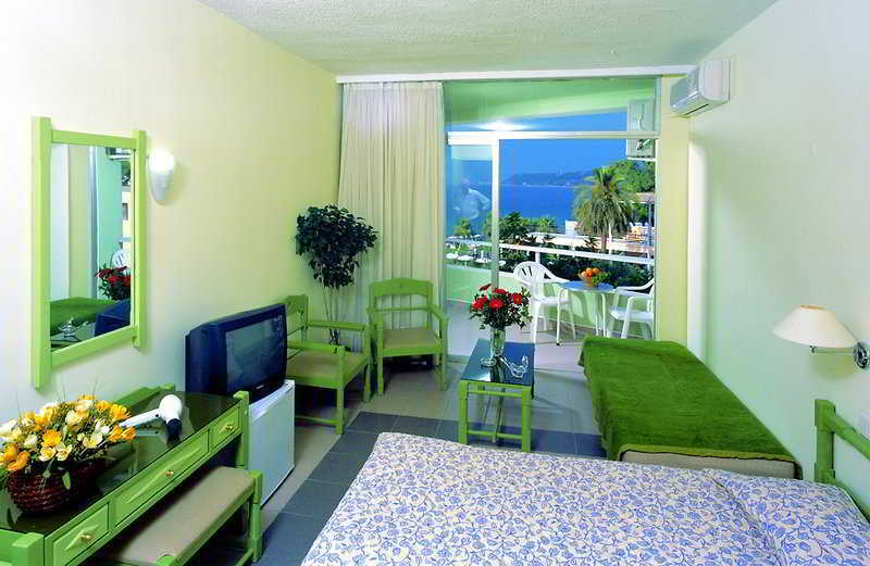 Avra Beach Resort Ιξιά Δωμάτιο φωτογραφία